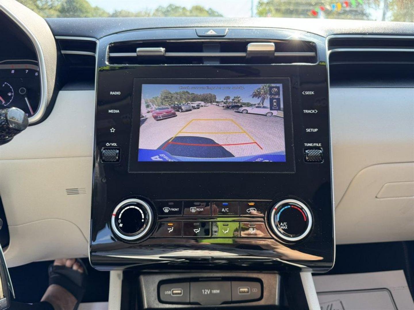 2023 Silver /Black Hyundai Tucson (5NMJACAE0PH) with an 2.5l I-4 DI Dohc 2.5l engine, Automatic transmission, located at 745 East Steele Rd., West Columbia, SC, 29170, (803) 755-9148, 33.927212, -81.148483 - Special Interent Price! 2023 Hyundai Tucson - Photo#14