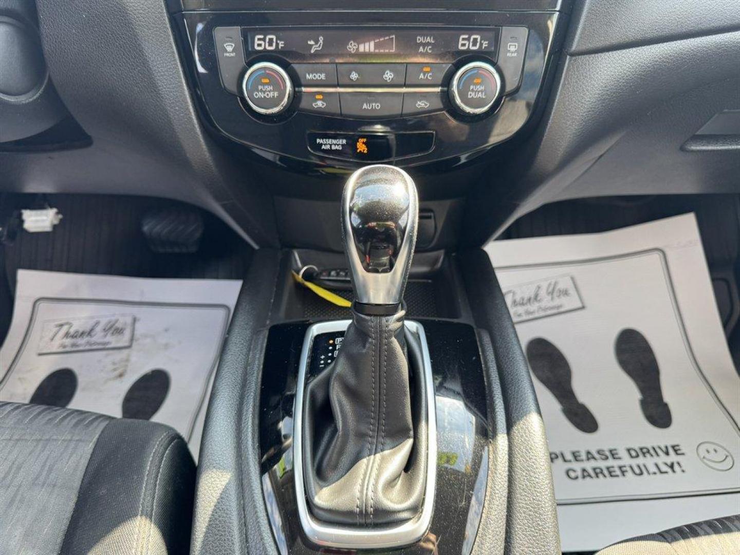 2018 White /Black Nissan Rogue (JN8AT2MT9JW) with an 2.5l I-4 MPI Dohc 2.5l engine, Automatic transmission, located at 745 East Steele Rd., West Columbia, SC, 29170, (803) 755-9148, 33.927212, -81.148483 - Special Internet Price! 2018 Nissan Rogue - Photo#13