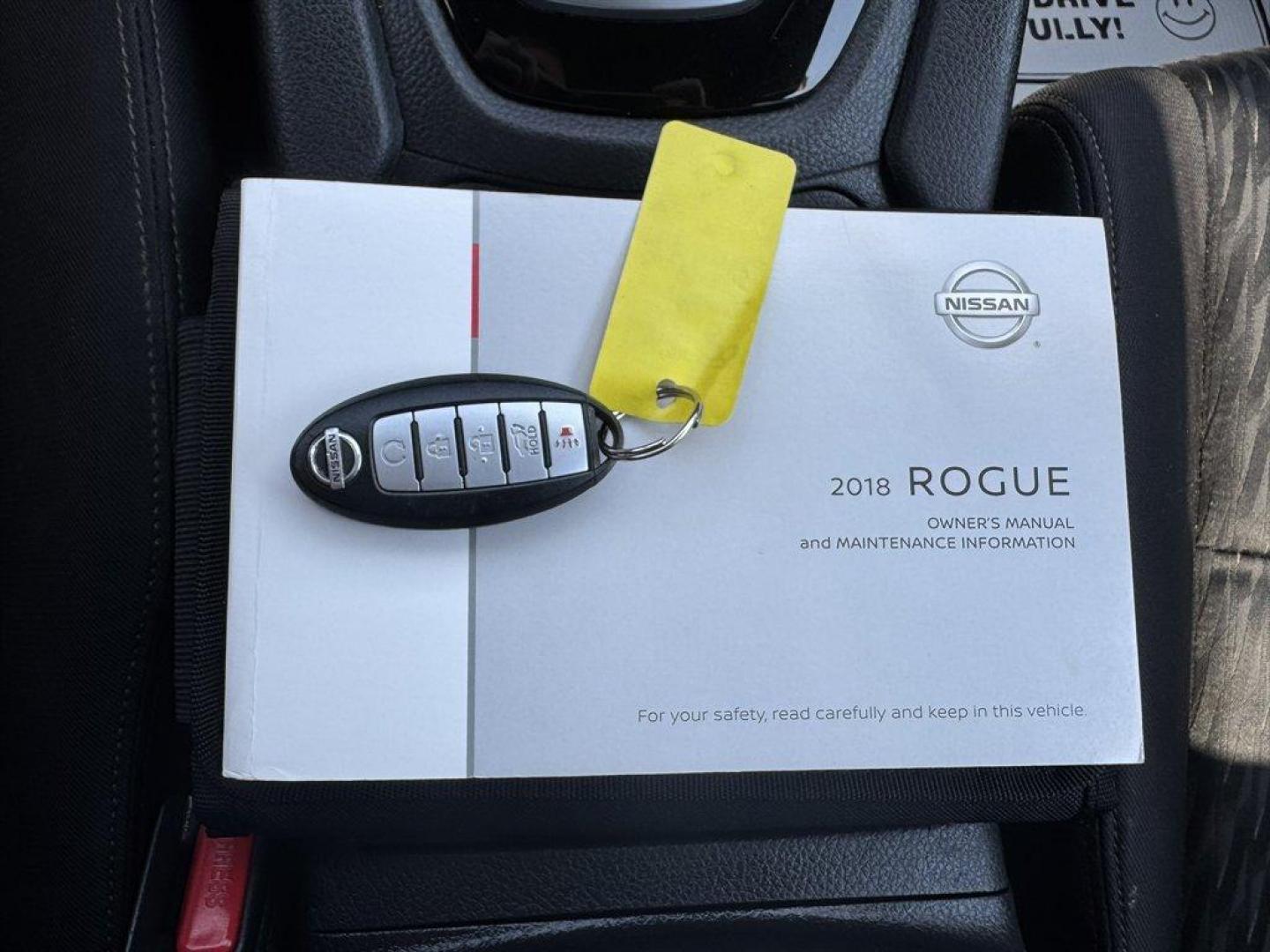 2018 White /Black Nissan Rogue (JN8AT2MT9JW) with an 2.5l I-4 MPI Dohc 2.5l engine, Automatic transmission, located at 745 East Steele Rd., West Columbia, SC, 29170, (803) 755-9148, 33.927212, -81.148483 - Special Internet Price! 2018 Nissan Rogue - Photo#30