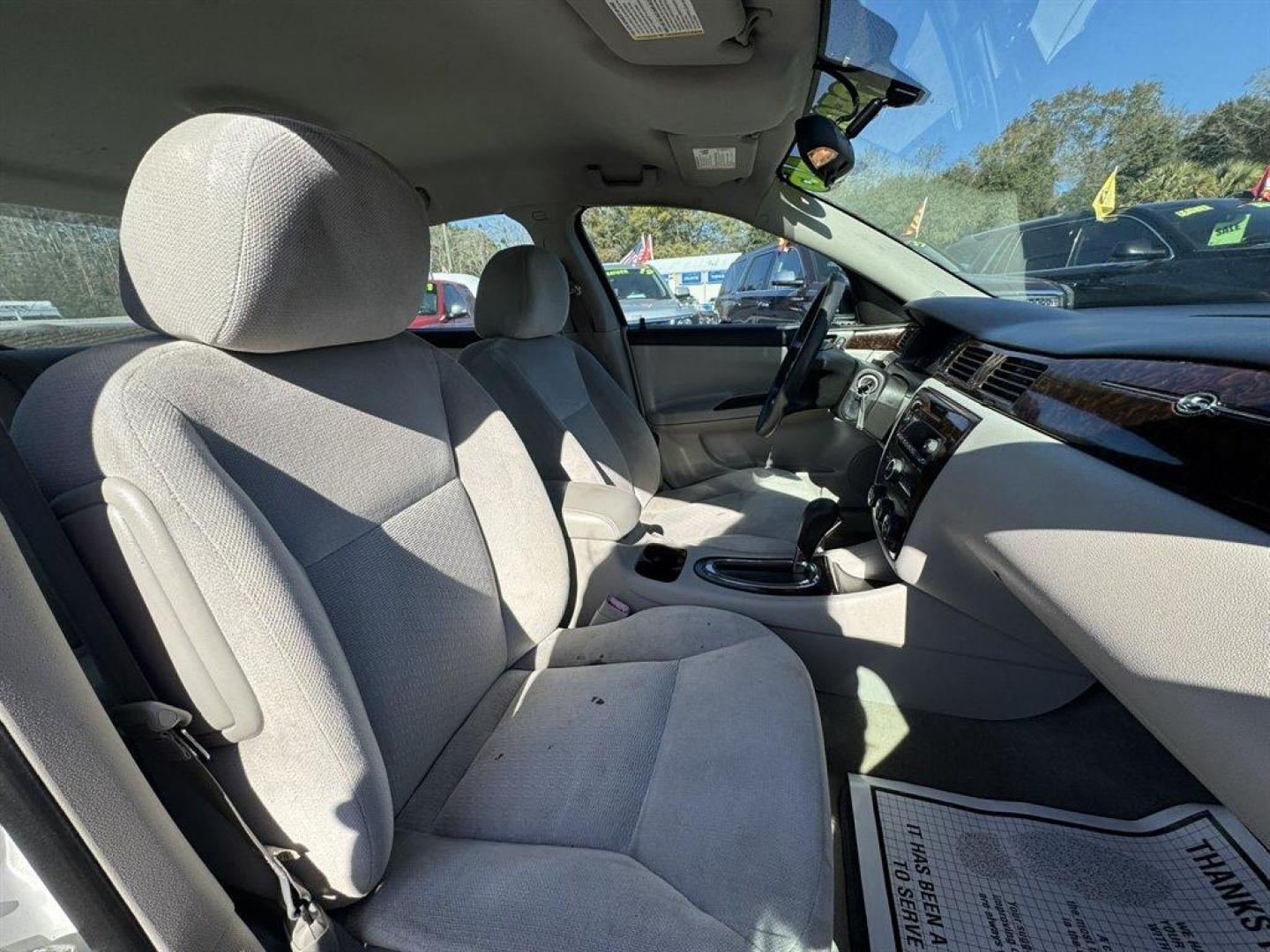 2016 White /Grey Chevrolet Impala Limited (2G1WA5E38G1) with an 3.6l V6 Sidi Dohc Flex 3. engine, Automatic transmission, located at 745 East Steele Rd., West Columbia, SC, 29170, (803) 755-9148, 33.927212, -81.148483 - 2016 Chevrolet Impala Limited - Photo#21