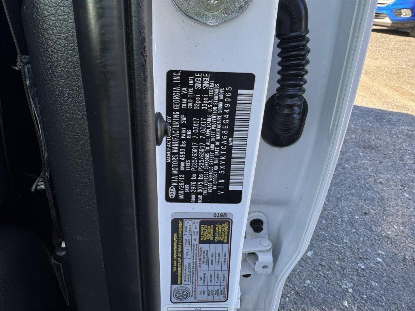 2014 White /Black Kia Sorento (5XYKTCA68EG) with an 2.4l I-4 DI Dohc 2.4l engine, Automatic transmission, located at 745 East Steele Rd., West Columbia, SC, 29170, (803) 755-9148, 33.927212, -81.148483 - Special Internet Price! 2014 Kia Sorento - Photo#29