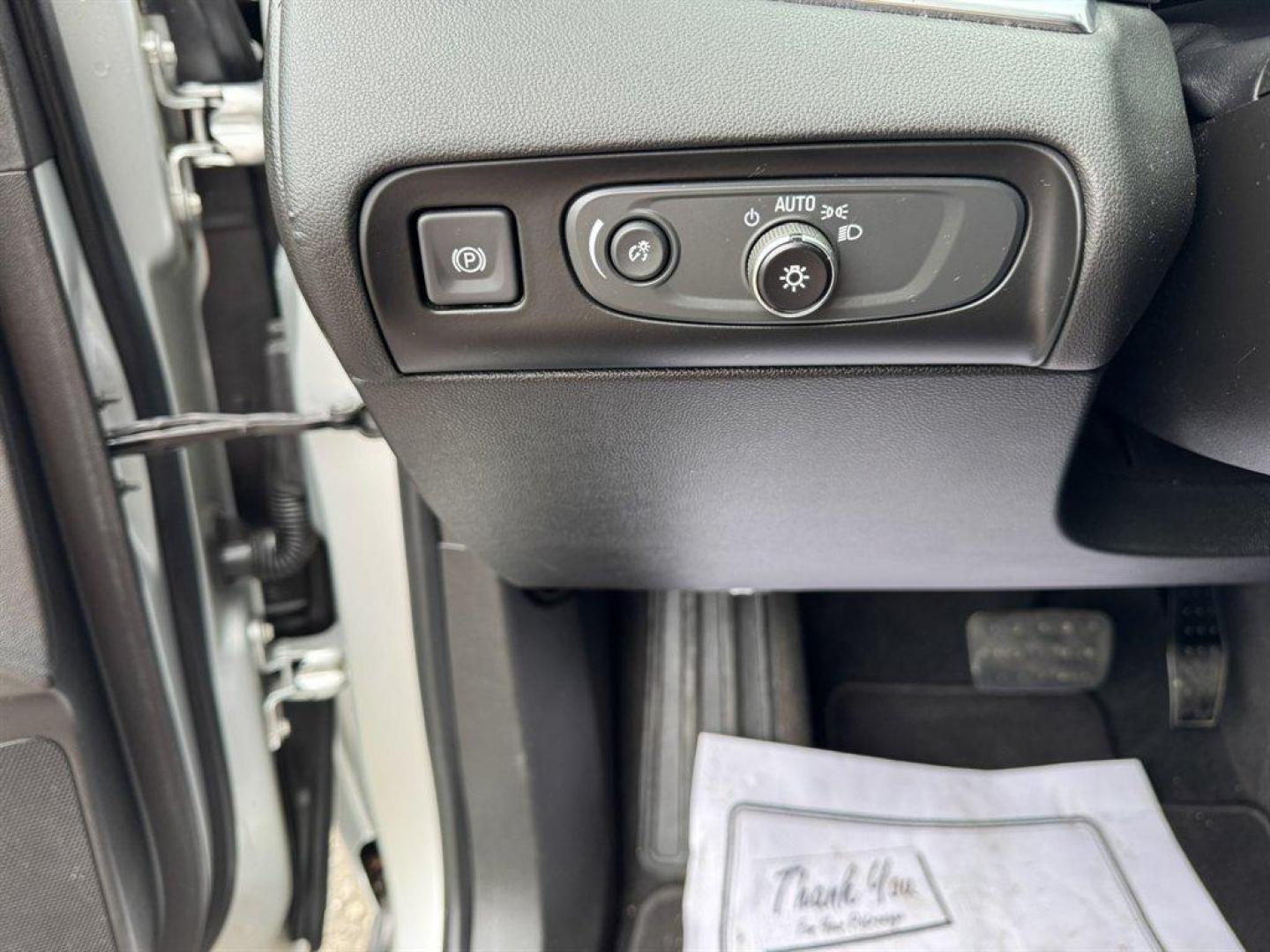 2020 Silver /Grey Buick Enclave (5GAERBKW3LJ) with an 3.6l V6 Sidi Dohc 3.6l engine, Automatic transmission, located at 745 East Steele Rd., West Columbia, SC, 29170, (803) 755-9148, 33.927212, -81.148483 - Special Internet Price! 2020 Buick Enclave - Photo#15