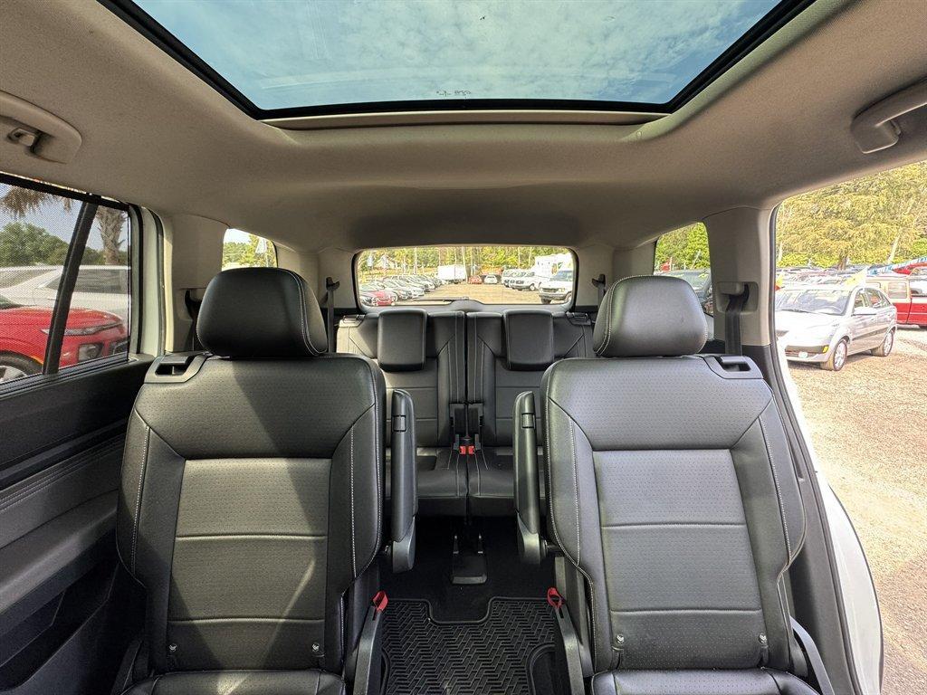 2021 White /Black Volkswagen Atlas (1V2ER2CA3MC) with an 3.6l V6 FSI Dohc 3.6l engine, Automatic transmission, located at 745 East Steele Rd., West Columbia, SC, 29170, (803) 755-9148, 33.927212, -81.148483 - Special Internet Price! 2021 Volkswagen Atlas - Photo#26