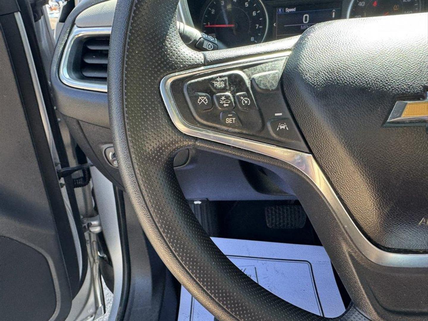 2021 Silver /Cream Chevrolet Equinox (3GNAXUEV3MS) with an 1.5l I-4 DI Dohc T/C 1.5l engine, Automatic transmission, located at 745 East Steele Rd., West Columbia, SC, 29170, (803) 755-9148, 33.927212, -81.148483 - Special Internet Price! 2021 Chevrolet Equinox - Photo#8