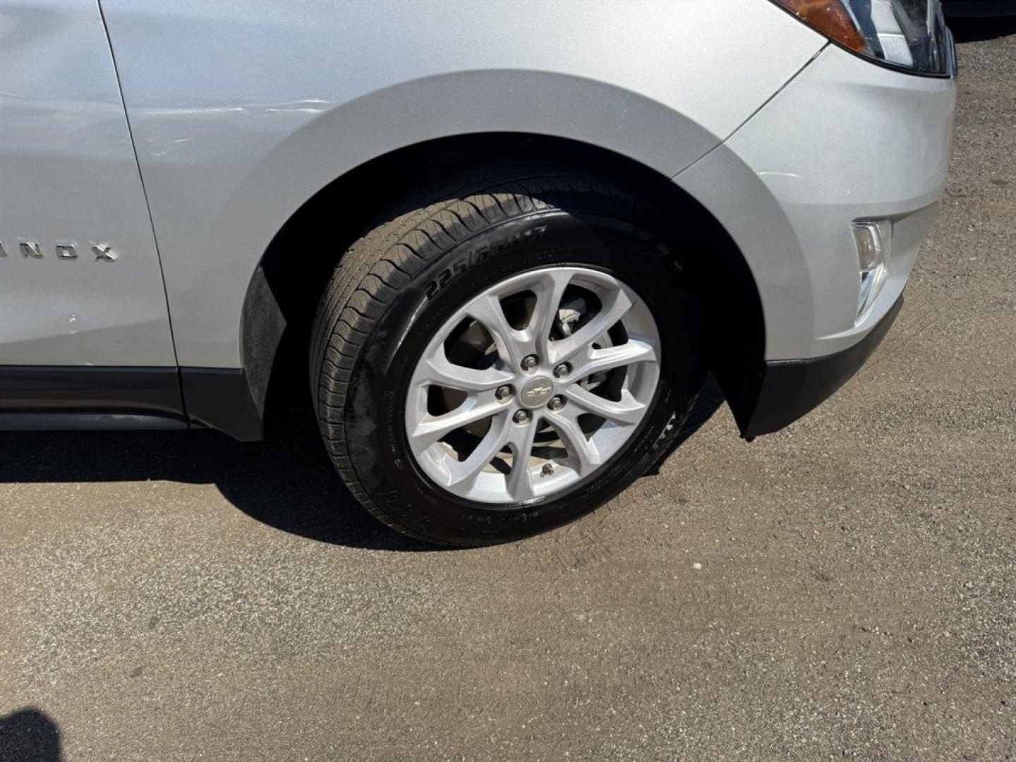 2021 Silver /Cream Chevrolet Equinox (3GNAXUEV3MS) with an 1.5l I-4 DI Dohc T/C 1.5l engine, Automatic transmission, located at 745 East Steele Rd., West Columbia, SC, 29170, (803) 755-9148, 33.927212, -81.148483 - Special Internet Price! 2021 Chevrolet Equinox - Photo#29