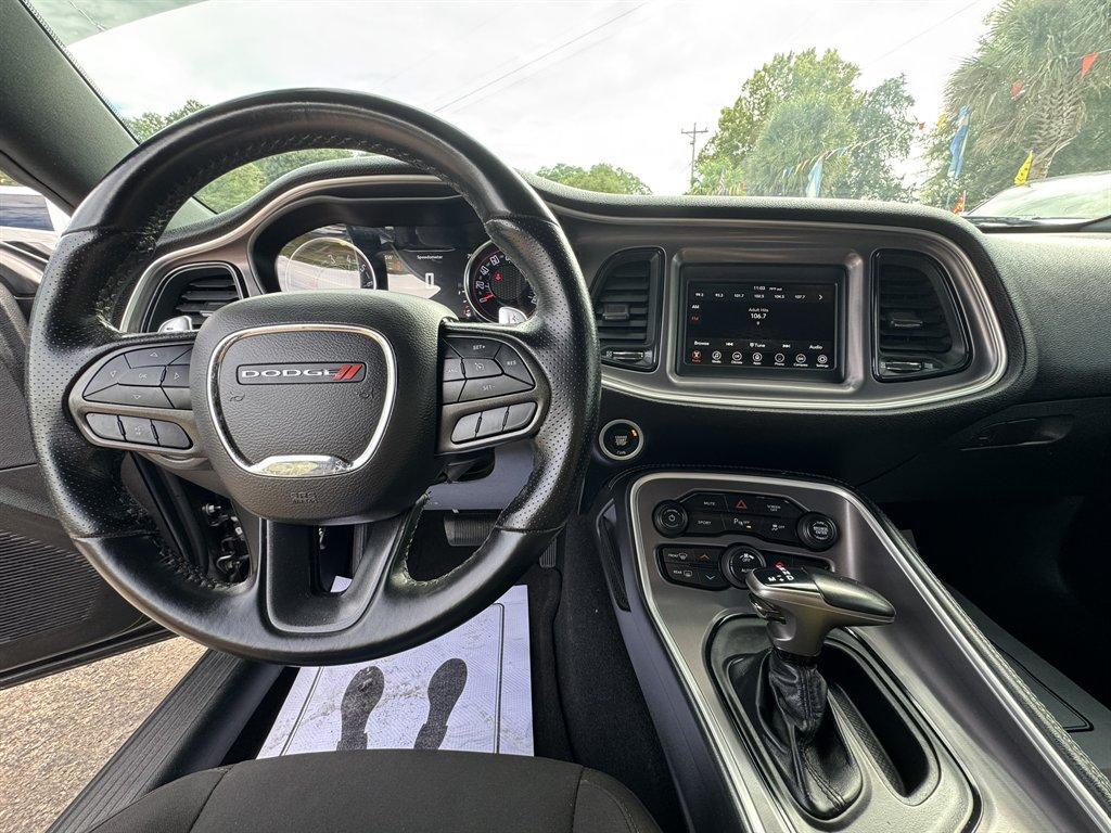 2022 Grey /Black Dodge Challenger (2C3CDZJG6NH) with an 3.6l V6 Smpi Dohc VVT 3.6 engine, Automatic transmission, located at 745 East Steele Rd., West Columbia, SC, 29170, (803) 755-9148, 33.927212, -81.148483 - Special Internet Price! 2022 Dodge Challenger - Photo#7