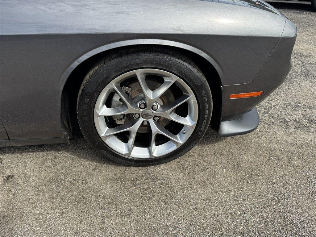2022 Grey /Black Dodge Challenger (2C3CDZJG6NH) with an 3.6l V6 Smpi Dohc VVT 3.6 engine, Automatic transmission, located at 745 East Steele Rd., West Columbia, SC, 29170, (803) 755-9148, 33.927212, -81.148483 - Special Internet Price! 2022 Dodge Challenger - Photo#21