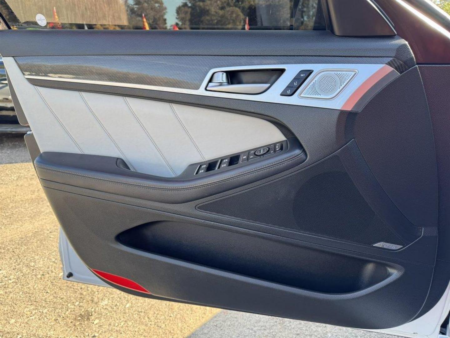 2018 White /Black Genesis G80 (KMHGN4JB8JU) with an 3.3l V6 DI Dohc T/C 3.3l engine, Automatic transmission, located at 745 East Steele Rd., West Columbia, SC, 29170, (803) 755-9148, 33.927212, -81.148483 - Special Internet Price! 2018 Genesis G80 - Photo#18