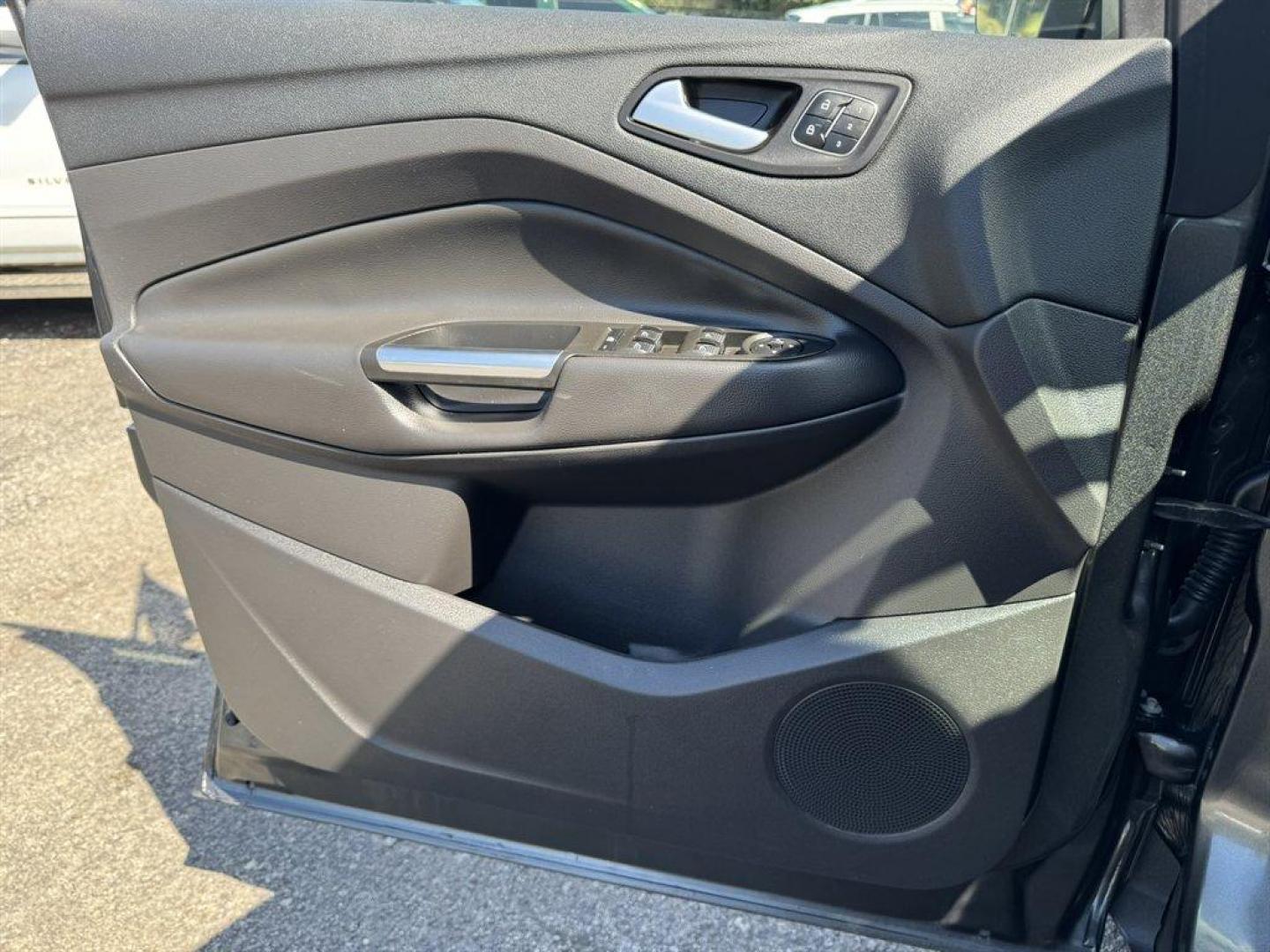 2017 Grey /Black Ford Escape (1FMCU9J99HU) with an 2.0l I-4 DI T/C Ecoboost engine, Automatic transmission, located at 745 East Steele Rd., West Columbia, SC, 29170, (803) 755-9148, 33.927212, -81.148483 - Special Internet Price! 2017 Ford Escape - Photo#16