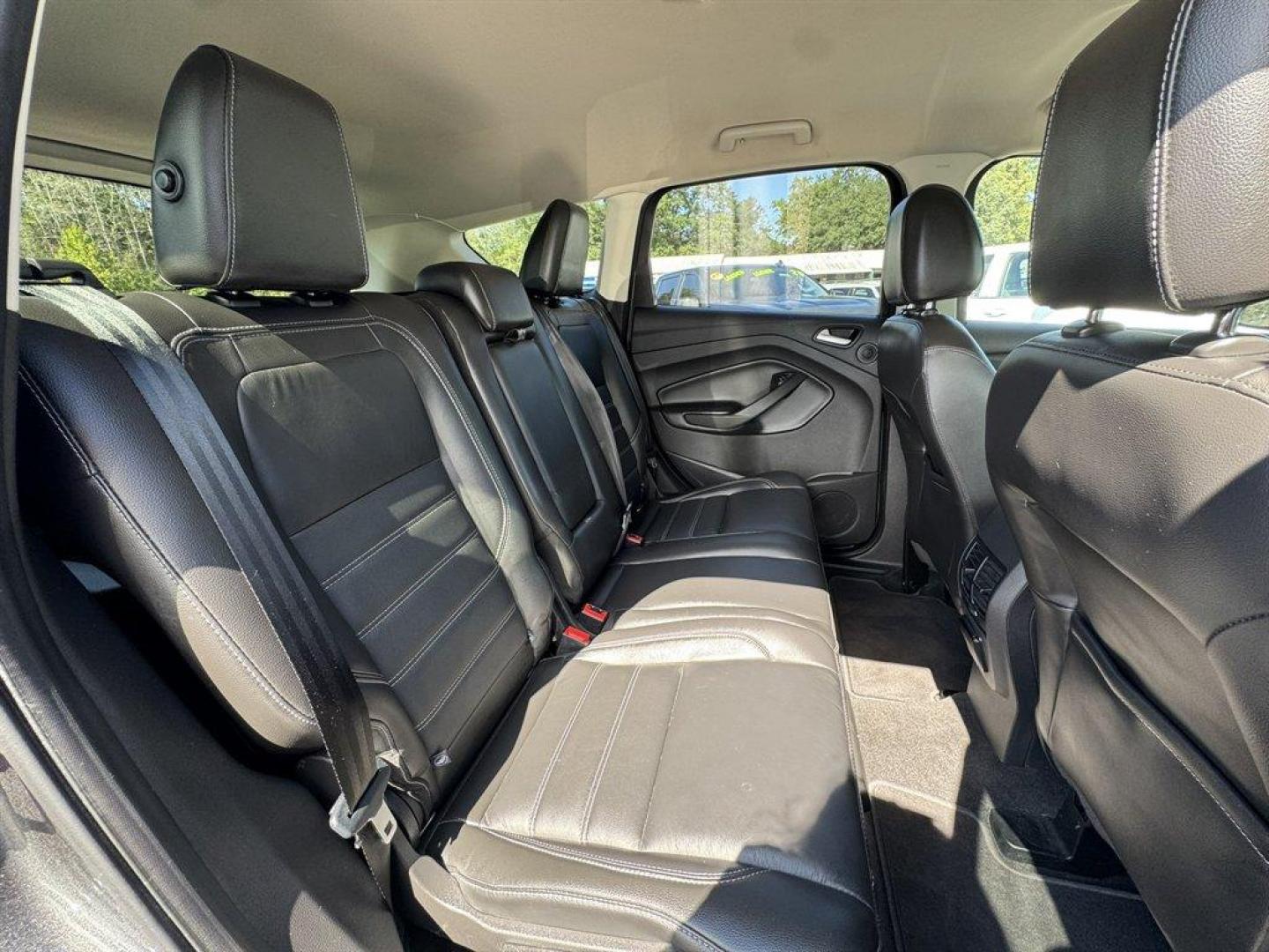 2017 Grey /Black Ford Escape (1FMCU9J99HU) with an 2.0l I-4 DI T/C Ecoboost engine, Automatic transmission, located at 745 East Steele Rd., West Columbia, SC, 29170, (803) 755-9148, 33.927212, -81.148483 - Special Internet Price! 2017 Ford Escape - Photo#23