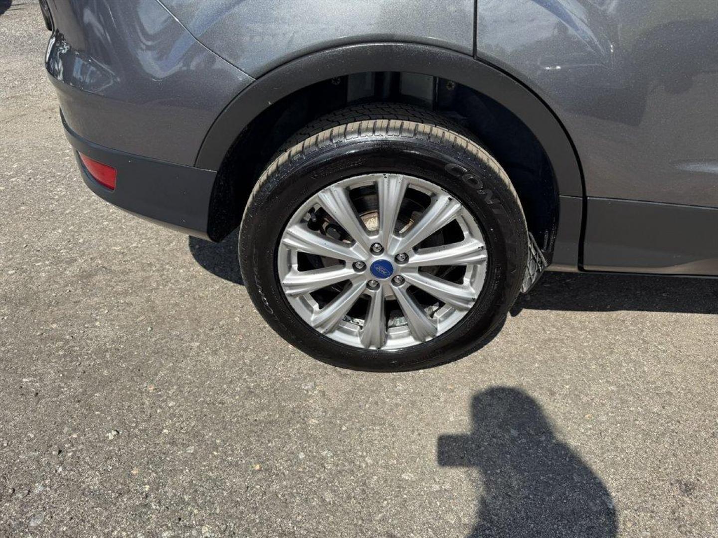 2017 Grey /Black Ford Escape (1FMCU9J99HU) with an 2.0l I-4 DI T/C Ecoboost engine, Automatic transmission, located at 745 East Steele Rd., West Columbia, SC, 29170, (803) 755-9148, 33.927212, -81.148483 - Special Internet Price! 2017 Ford Escape - Photo#31