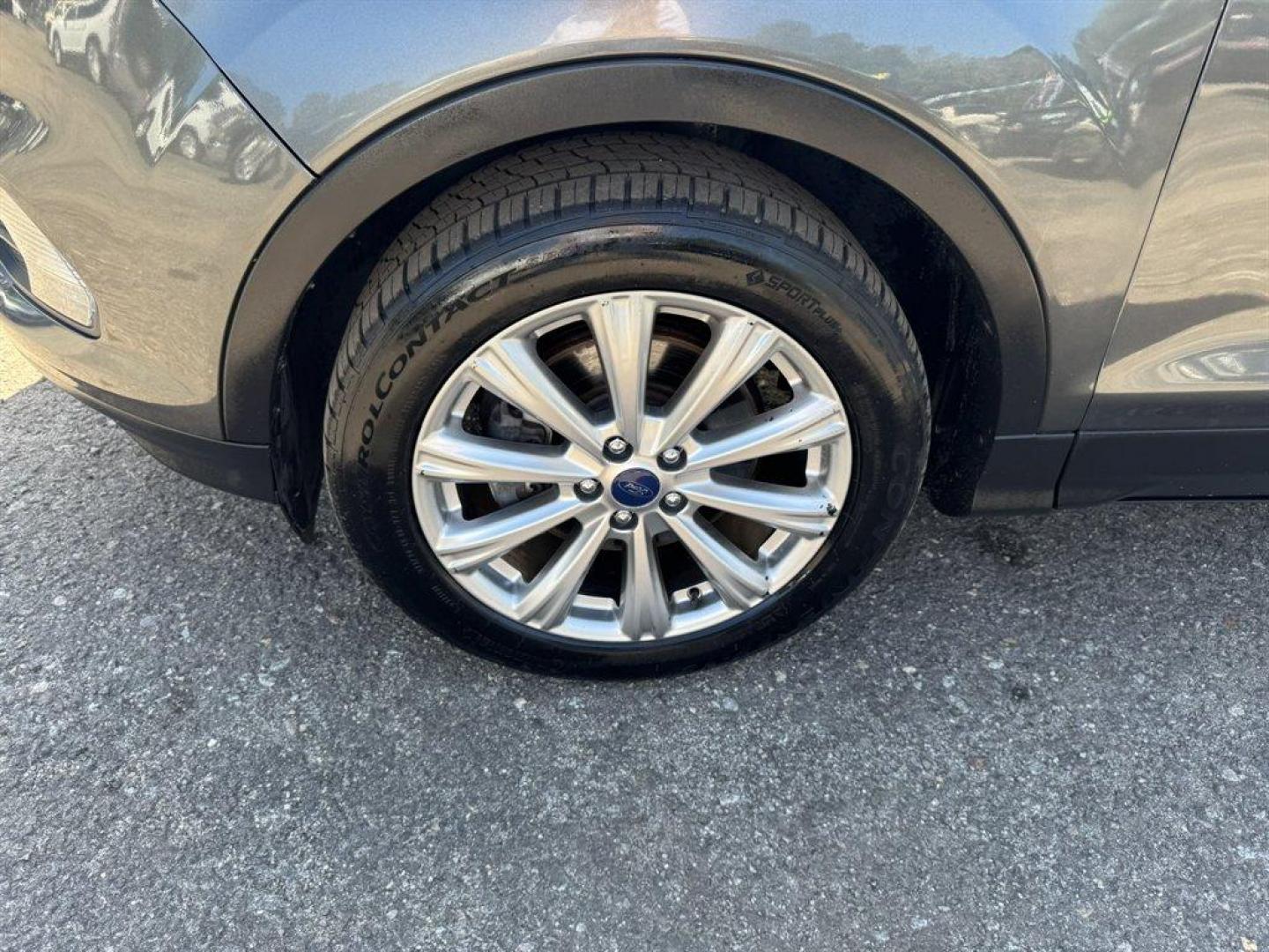 2017 Grey /Black Ford Escape (1FMCU9J99HU) with an 2.0l I-4 DI T/C Ecoboost engine, Automatic transmission, located at 745 East Steele Rd., West Columbia, SC, 29170, (803) 755-9148, 33.927212, -81.148483 - Special Internet Price! 2017 Ford Escape - Photo#33