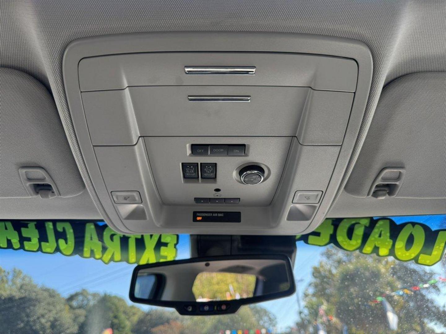 2020 Black /Black Chevrolet Suburban (1GNSKHKC0LR) with an 5.3l V8 DI VVT Flex 5.3l engine, Automatic transmission, located at 745 East Steele Rd., West Columbia, SC, 29170, (803) 755-9148, 33.927212, -81.148483 - Special Internet Price! 2020 Chevrolet Suburban - Photo#16