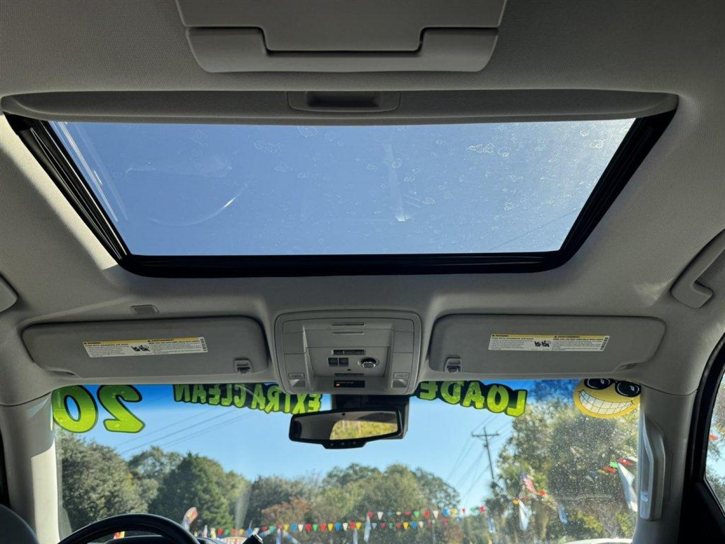 2020 Black /Black Chevrolet Suburban (1GNSKHKC0LR) with an 5.3l V8 DI VVT Flex 5.3l engine, Automatic transmission, located at 745 East Steele Rd., West Columbia, SC, 29170, (803) 755-9148, 33.927212, -81.148483 - Special Internet Price! 2020 Chevrolet Suburban - Photo#17