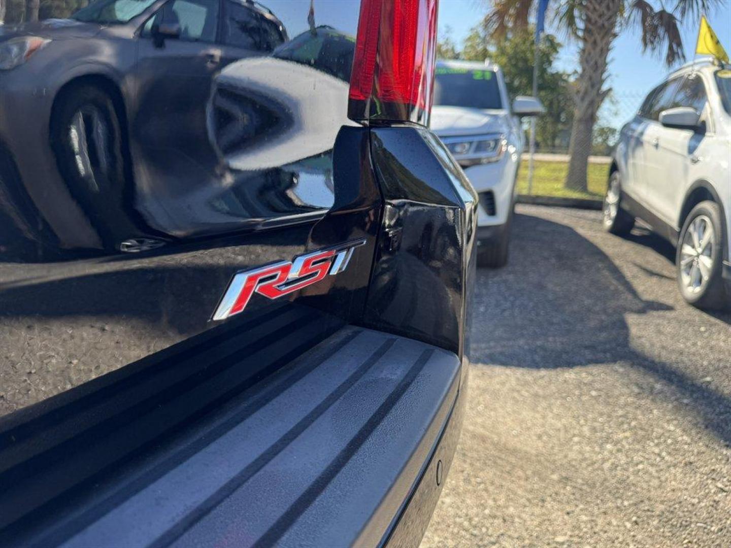 2020 Black /Black Chevrolet Suburban (1GNSKHKC0LR) with an 5.3l V8 DI VVT Flex 5.3l engine, Automatic transmission, located at 745 East Steele Rd., West Columbia, SC, 29170, (803) 755-9148, 33.927212, -81.148483 - Special Internet Price! 2020 Chevrolet Suburban - Photo#37