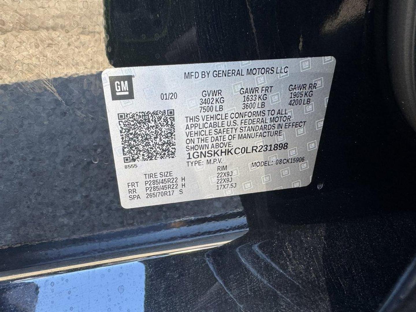 2020 Black /Black Chevrolet Suburban (1GNSKHKC0LR) with an 5.3l V8 DI VVT Flex 5.3l engine, Automatic transmission, located at 745 East Steele Rd., West Columbia, SC, 29170, (803) 755-9148, 33.927212, -81.148483 - Special Internet Price! 2020 Chevrolet Suburban - Photo#42