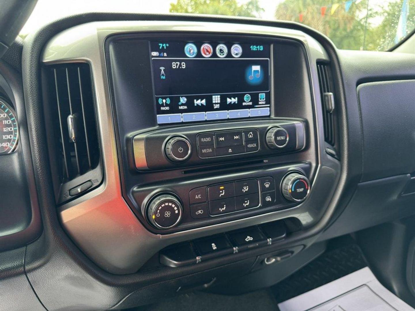 2018 Black /Grey Chevrolet Silverado 1500 (1GCRCREC7JZ) with an 5.3l V8 DI VVT Flex 5.3l engine, Automatic transmission, located at 745 East Steele Rd., West Columbia, SC, 29170, (803) 755-9148, 33.927212, -81.148483 - Special Internet Price! 2018 Chevrolet Silverado 1500 - Photo#12