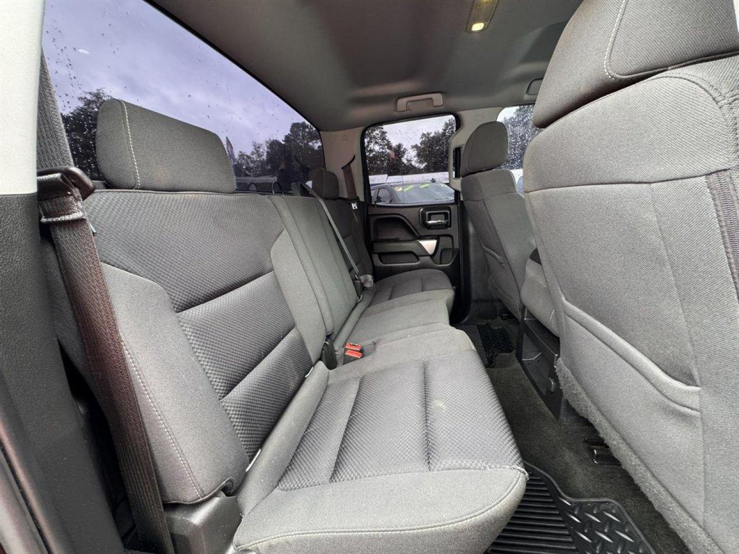 2018 Black /Grey Chevrolet Silverado 1500 (1GCRCREC7JZ) with an 5.3l V8 DI VVT Flex 5.3l engine, Automatic transmission, located at 745 East Steele Rd., West Columbia, SC, 29170, (803) 755-9148, 33.927212, -81.148483 - Special Internet Price! 2018 Chevrolet Silverado 1500 - Photo#21