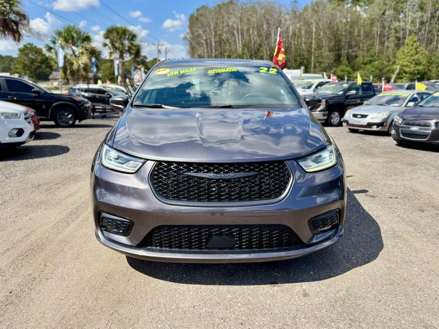 2022 Grey /Black Chrysler Pacifica (2C4RC1L76NR) with an 3.6l V6 Smpi Dohc Phev 3. engine, Automatic transmission, located at 745 East Steele Rd., West Columbia, SC, 29170, (803) 755-9148, 33.927212, -81.148483 - Special Internet Price! 2022 Chrysler Pacifica - Photo#1