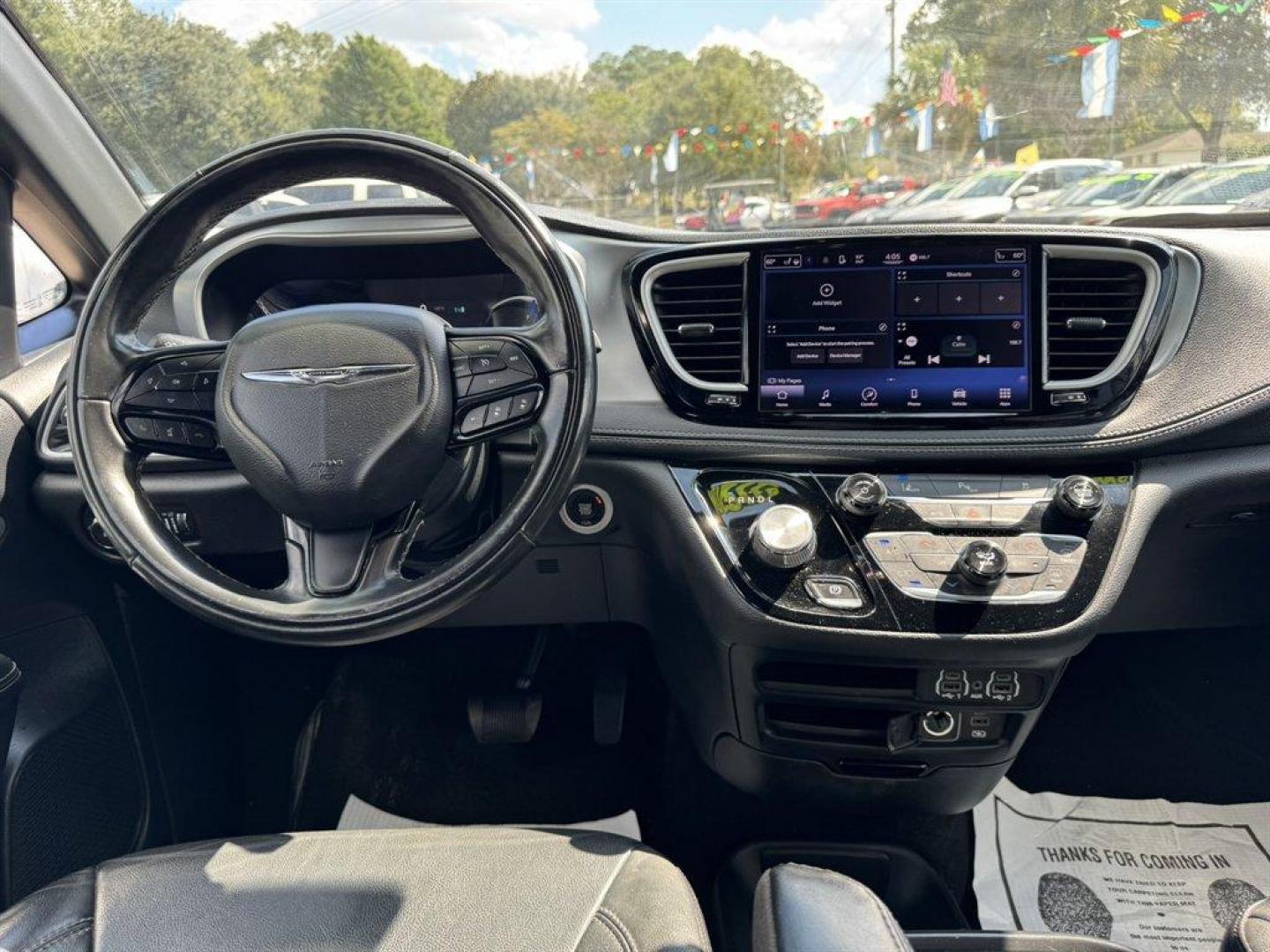 2022 Grey /Black Chrysler Pacifica (2C4RC1L76NR) with an 3.6l V6 Smpi Dohc Phev 3. engine, Automatic transmission, located at 745 East Steele Rd., West Columbia, SC, 29170, (803) 755-9148, 33.927212, -81.148483 - Special Internet Price! 2022 Chrysler Pacifica - Photo#6