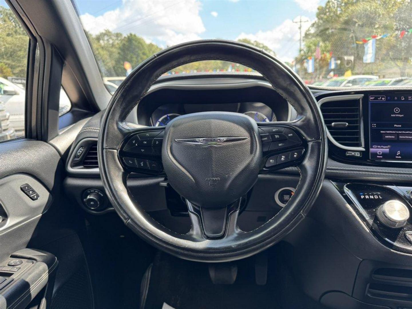 2022 Grey /Black Chrysler Pacifica (2C4RC1L76NR) with an 3.6l V6 Smpi Dohc Phev 3. engine, Automatic transmission, located at 745 East Steele Rd., West Columbia, SC, 29170, (803) 755-9148, 33.927212, -81.148483 - Special Internet Price! 2022 Chrysler Pacifica - Photo#7