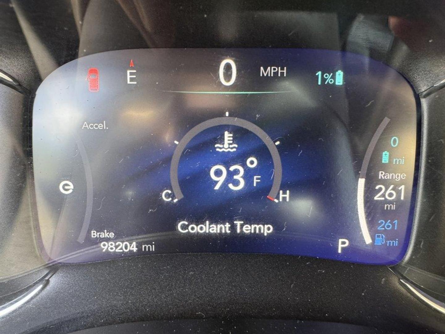 2022 Grey /Black Chrysler Pacifica (2C4RC1L76NR) with an 3.6l V6 Smpi Dohc Phev 3. engine, Automatic transmission, located at 745 East Steele Rd., West Columbia, SC, 29170, (803) 755-9148, 33.927212, -81.148483 - Special Internet Price! 2022 Chrysler Pacifica - Photo#10