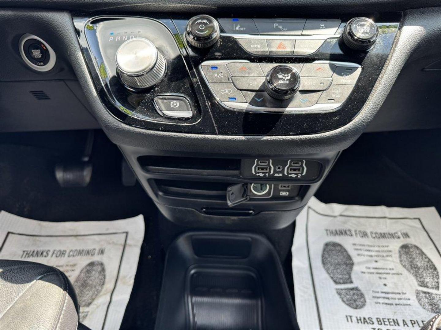 2022 Grey /Black Chrysler Pacifica (2C4RC1L76NR) with an 3.6l V6 Smpi Dohc Phev 3. engine, Automatic transmission, located at 745 East Steele Rd., West Columbia, SC, 29170, (803) 755-9148, 33.927212, -81.148483 - Special Internet Price! 2022 Chrysler Pacifica - Photo#15