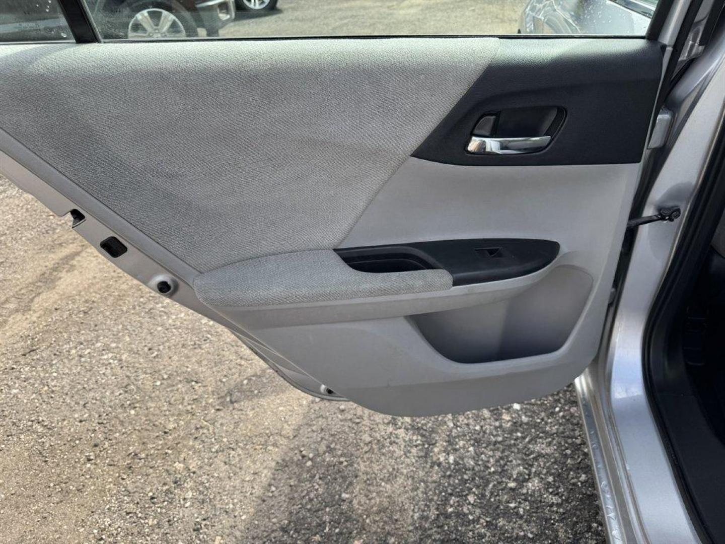 2013 Silver /Grey Honda Accord (1HGCR2F34DA) with an 2.4l I-4 DI Dohc 2.4l engine, Automatic transmission, located at 745 East Steele Rd., West Columbia, SC, 29170, (803) 755-9148, 33.927212, -81.148483 - Special Internet Price! 2013 Honda Accord - Photo#18