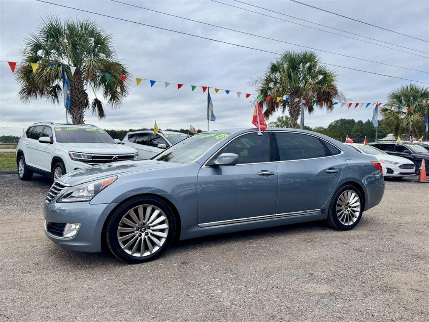 2015 Grey /Black Hyundai Equus (KMHGH4JHXFU) with an 5.0l V8 DI Dohc Cvvt 5.0l engine, Automatic transmission, located at 745 East Steele Rd., West Columbia, SC, 29170, (803) 755-9148, 33.927212, -81.148483 - Special Internet Price! 2015 Hyundai Equus - Photo#0
