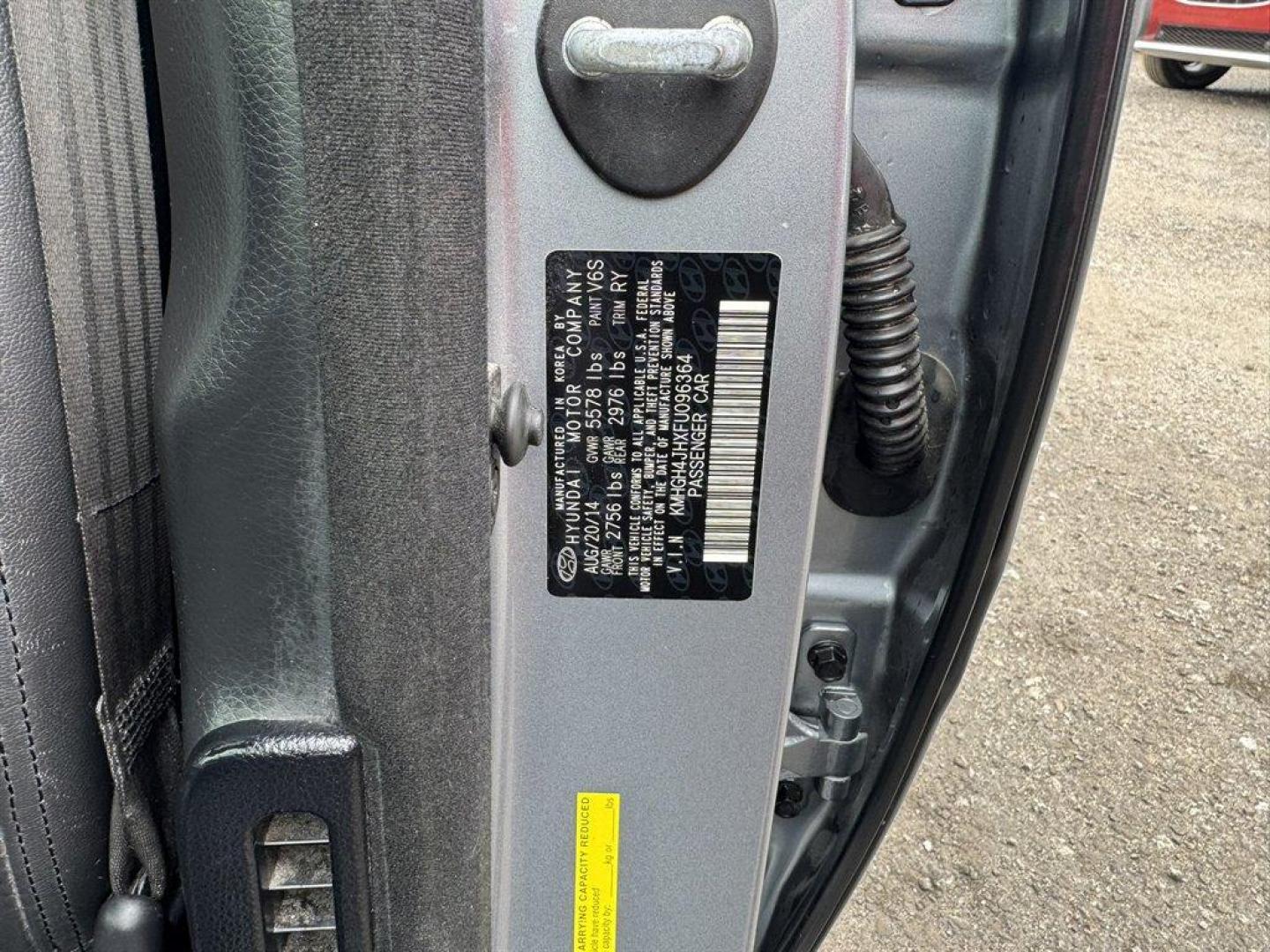 2015 Grey /Black Hyundai Equus (KMHGH4JHXFU) with an 5.0l V8 DI Dohc Cvvt 5.0l engine, Automatic transmission, located at 745 East Steele Rd., West Columbia, SC, 29170, (803) 755-9148, 33.927212, -81.148483 - Special Internet Price! 2015 Hyundai Equus - Photo#33