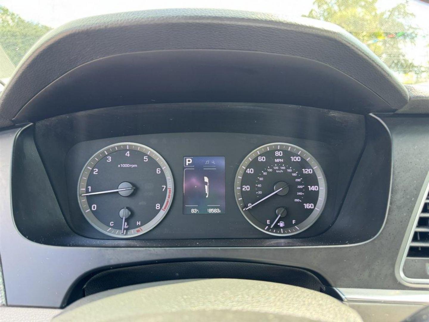 2015 Black /Grey Hyundai Sonata (5NPE24AF4FH) with an 2.4l I-4 DI Dohc 2.4l engine, Automatic transmission, located at 745 East Steele Rd., West Columbia, SC, 29170, (803) 755-9148, 33.927212, -81.148483 - Special Internet Price! 2015 Hyundai Sonata - Photo#10