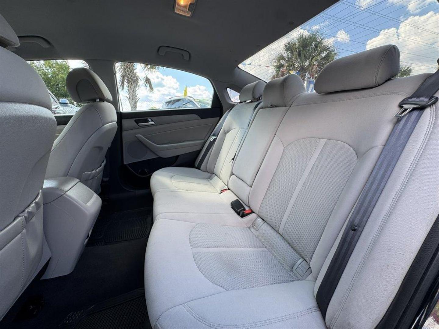 2015 Black /Grey Hyundai Sonata (5NPE24AF4FH) with an 2.4l I-4 DI Dohc 2.4l engine, Automatic transmission, located at 745 East Steele Rd., West Columbia, SC, 29170, (803) 755-9148, 33.927212, -81.148483 - Special Internet Price! 2015 Hyundai Sonata - Photo#21