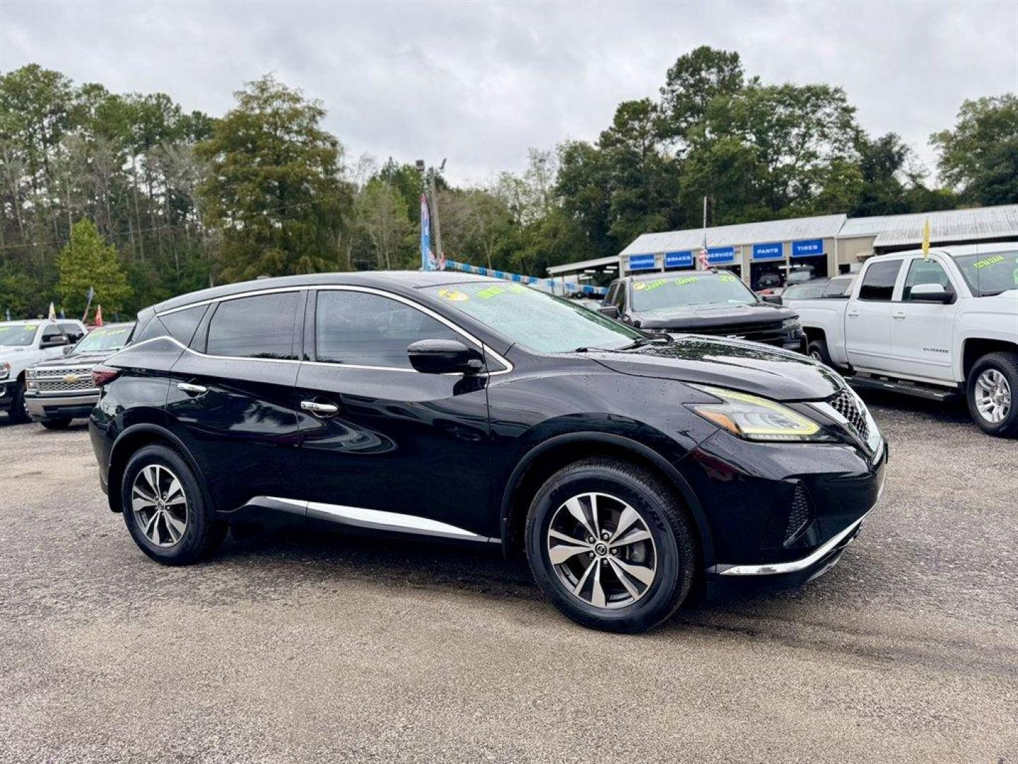 2019 Black /Black Nissan Murano (5N1AZ2MJ2KN) with an 3.5l V6 DI Dohc Cvtcs 3.5 engine, Automatic transmission, located at 745 East Steele Rd., West Columbia, SC, 29170, (803) 755-9148, 33.927212, -81.148483 - Special Internet Price! 2019 Nissan Murano - Photo#2