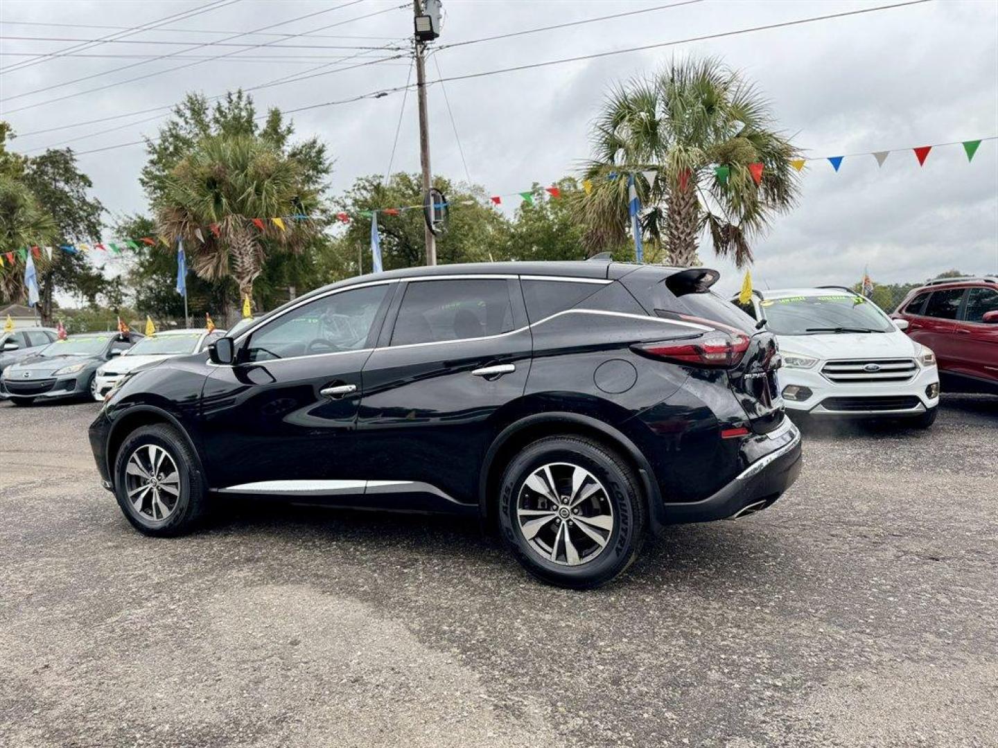 2019 Black /Black Nissan Murano (5N1AZ2MJ2KN) with an 3.5l V6 DI Dohc Cvtcs 3.5 engine, Automatic transmission, located at 745 East Steele Rd., West Columbia, SC, 29170, (803) 755-9148, 33.927212, -81.148483 - Special Internet Price! 2019 Nissan Murano - Photo#5