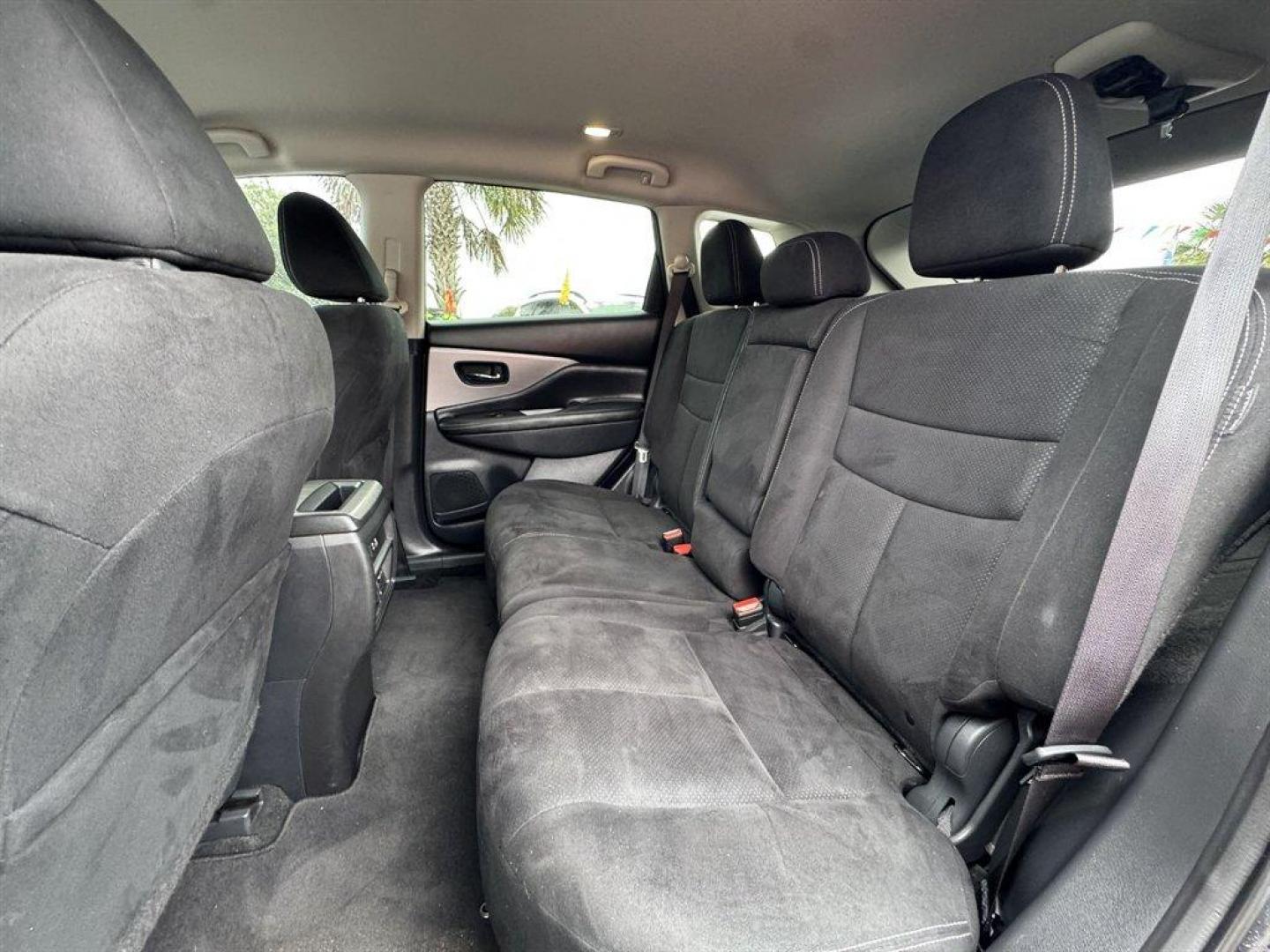 2019 Black /Black Nissan Murano (5N1AZ2MJ2KN) with an 3.5l V6 DI Dohc Cvtcs 3.5 engine, Automatic transmission, located at 745 East Steele Rd., West Columbia, SC, 29170, (803) 755-9148, 33.927212, -81.148483 - Special Internet Price! 2019 Nissan Murano - Photo#19