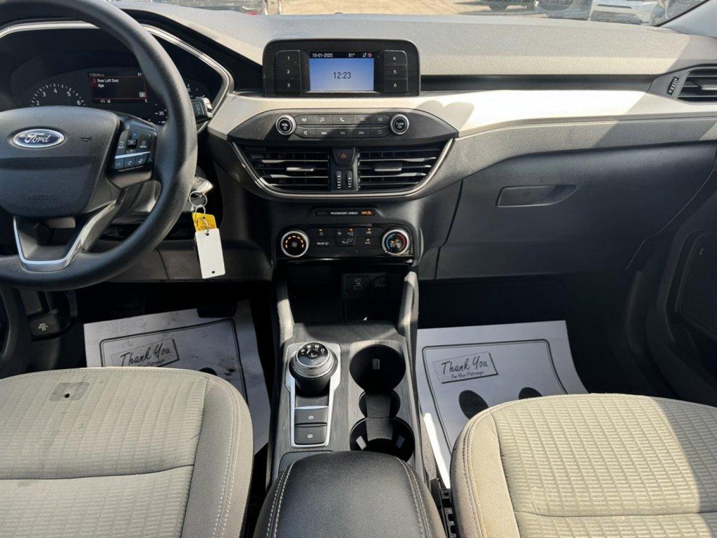2022 White /Grey Ford Escape (1FMCU0F66NU) with an 1.5l I-4 DI Dohc Ecoboost engine, Automatic transmission, located at 745 East Steele Rd., West Columbia, SC, 29170, (803) 755-9148, 33.927212, -81.148483 - Special Internet Price! 2022 Ford Escape - Photo#11