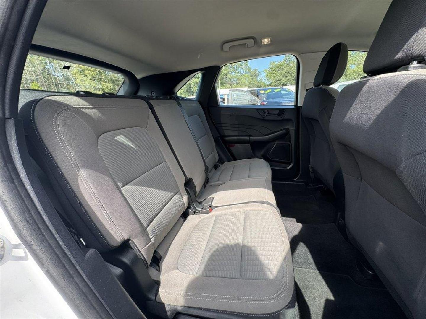 2022 White /Grey Ford Escape (1FMCU0F66NU) with an 1.5l I-4 DI Dohc Ecoboost engine, Automatic transmission, located at 745 East Steele Rd., West Columbia, SC, 29170, (803) 755-9148, 33.927212, -81.148483 - Special Internet Price! 2022 Ford Escape - Photo#22