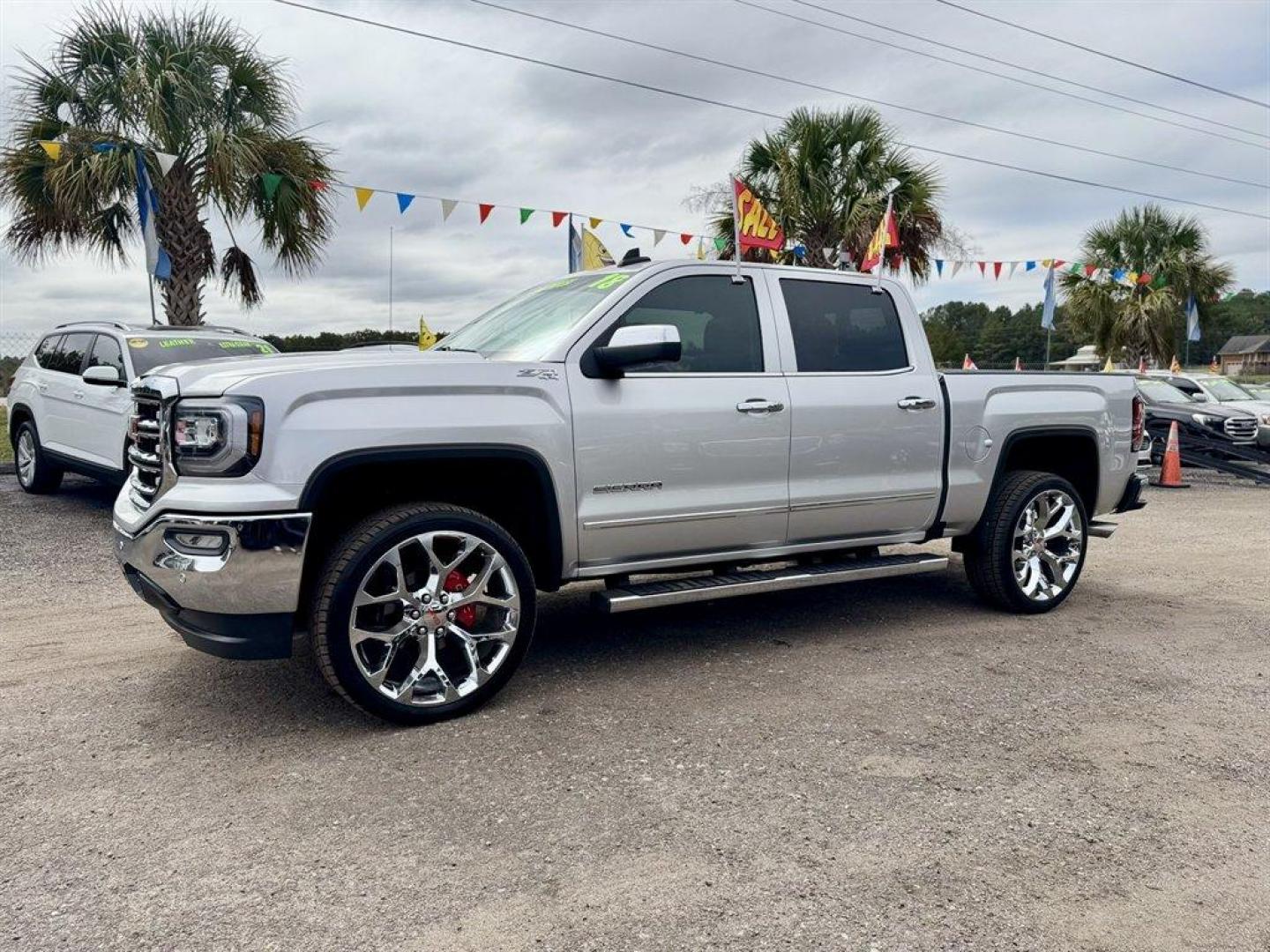 2018 Silver /Black GMC Sierra 1500 (3GTU2NEC3JG) with an 5.3l V8 DI VVT Flex 5.3l engine, Automatic transmission, located at 745 East Steele Rd., West Columbia, SC, 29170, (803) 755-9148, 33.927212, -81.148483 - Special Internet Price! 2018 GMC Sierra 1500 - Photo#0