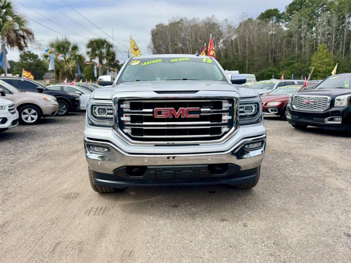 2018 Silver /Black GMC Sierra 1500 (3GTU2NEC3JG) with an 5.3l V8 DI VVT Flex 5.3l engine, Automatic transmission, located at 745 East Steele Rd., West Columbia, SC, 29170, (803) 755-9148, 33.927212, -81.148483 - Special Internet Price! 2018 GMC Sierra 1500 - Photo#1