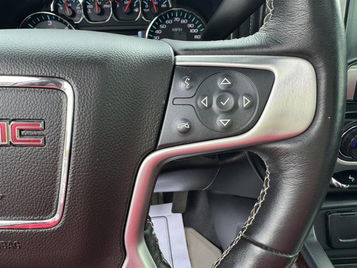 2018 Silver /Black GMC Sierra 1500 (3GTU2NEC3JG) with an 5.3l V8 DI VVT Flex 5.3l engine, Automatic transmission, located at 745 East Steele Rd., West Columbia, SC, 29170, (803) 755-9148, 33.927212, -81.148483 - Special Internet Price! 2018 GMC Sierra 1500 - Photo#9