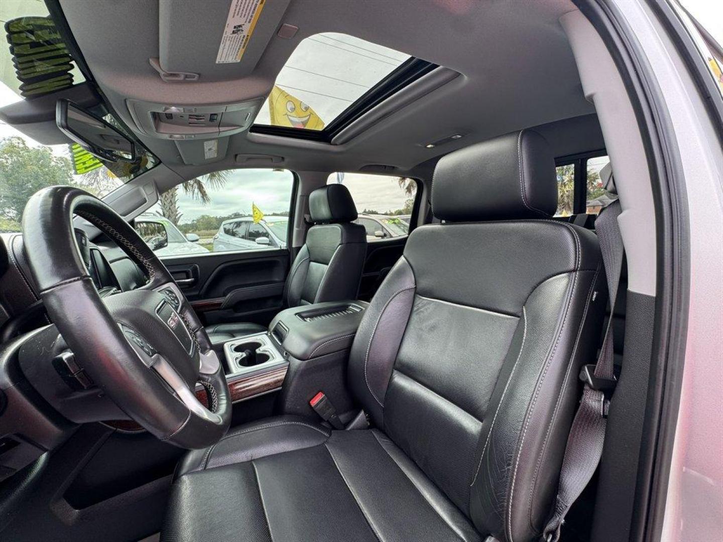 2018 Silver /Black GMC Sierra 1500 (3GTU2NEC3JG) with an 5.3l V8 DI VVT Flex 5.3l engine, Automatic transmission, located at 745 East Steele Rd., West Columbia, SC, 29170, (803) 755-9148, 33.927212, -81.148483 - Special Internet Price! 2018 GMC Sierra 1500 - Photo#23