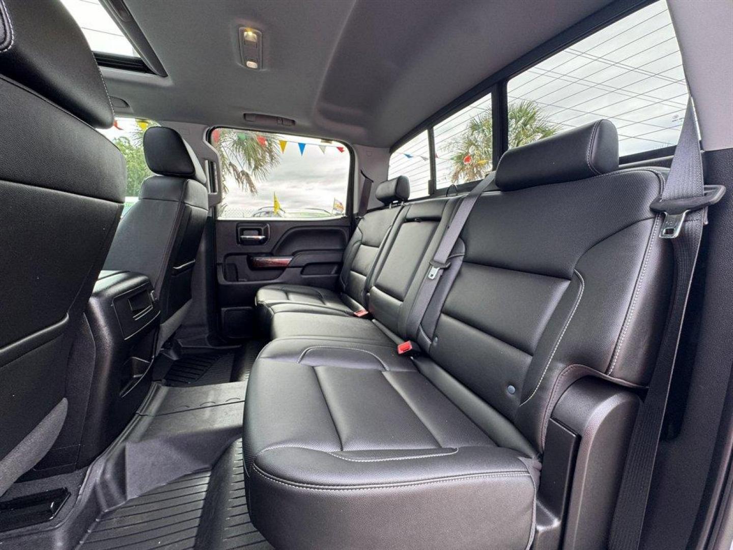 2018 Silver /Black GMC Sierra 1500 (3GTU2NEC3JG) with an 5.3l V8 DI VVT Flex 5.3l engine, Automatic transmission, located at 745 East Steele Rd., West Columbia, SC, 29170, (803) 755-9148, 33.927212, -81.148483 - Special Internet Price! 2018 GMC Sierra 1500 - Photo#26