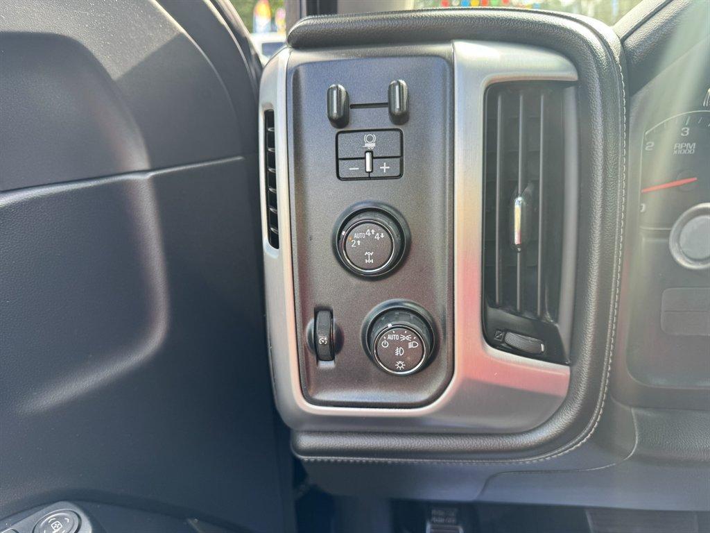 2017 Blue /Black GMC Sierra 1500 (3GTU2NEC9HG) with an 5.3l V8 DI VVT Flex 5.3l engine, Automatic transmission, located at 745 East Steele Rd., West Columbia, SC, 29170, (803) 755-9148, 33.927212, -81.148483 - Special Internet Price! 2017 GMC Sierra 1500 - Photo#18