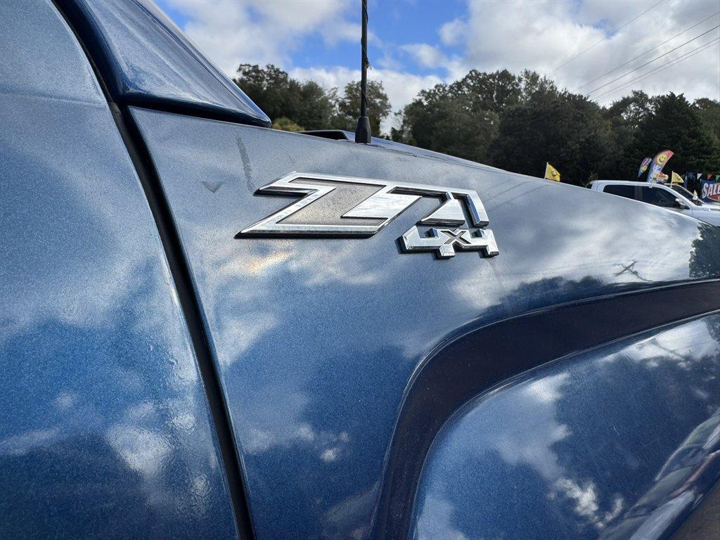 2017 Blue /Black GMC Sierra 1500 (3GTU2NEC9HG) with an 5.3l V8 DI VVT Flex 5.3l engine, Automatic transmission, located at 745 East Steele Rd., West Columbia, SC, 29170, (803) 755-9148, 33.927212, -81.148483 - Special Internet Price! 2017 GMC Sierra 1500 - Photo#32