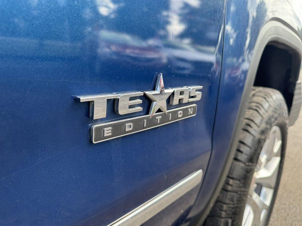 2017 Blue /Black GMC Sierra 1500 (3GTU2NEC9HG) with an 5.3l V8 DI VVT Flex 5.3l engine, Automatic transmission, located at 745 East Steele Rd., West Columbia, SC, 29170, (803) 755-9148, 33.927212, -81.148483 - Special Internet Price! 2017 GMC Sierra 1500 - Photo#34