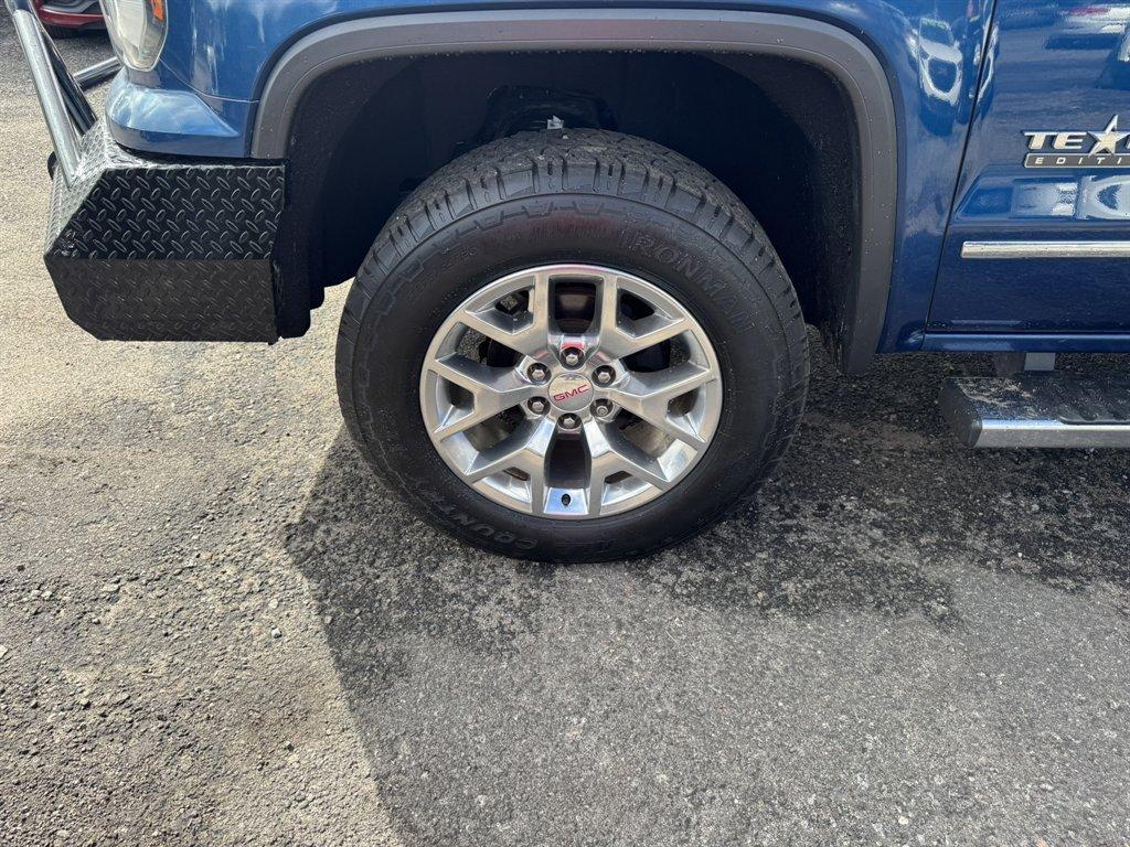 2017 Blue /Black GMC Sierra 1500 (3GTU2NEC9HG) with an 5.3l V8 DI VVT Flex 5.3l engine, Automatic transmission, located at 745 East Steele Rd., West Columbia, SC, 29170, (803) 755-9148, 33.927212, -81.148483 - Special Internet Price! 2017 GMC Sierra 1500 - Photo#38