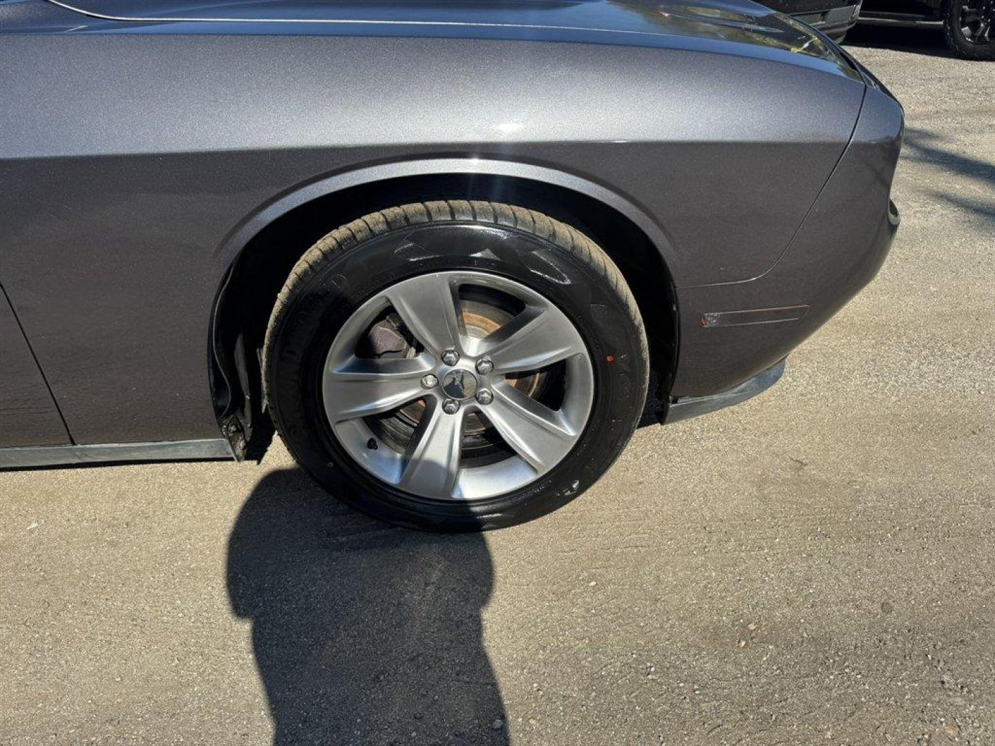2019 Grey /Black Dodge Challenger (2C3CDZAG5KH) with an 3.6l V6 MPI Dohc VVT Flex engine, Automatic transmission, located at 745 East Steele Rd., West Columbia, SC, 29170, (803) 755-9148, 33.927212, -81.148483 - Special Internet Price! 2019 Dodge Challenger - Photo#21