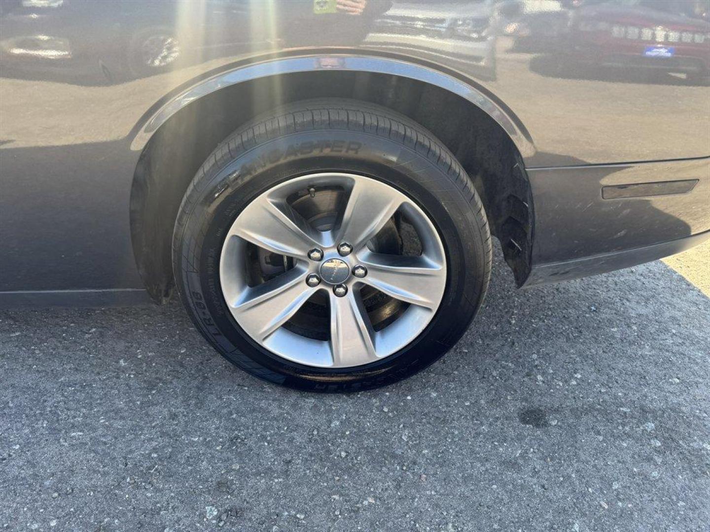 2019 Grey /Black Dodge Challenger (2C3CDZAG5KH) with an 3.6l V6 MPI Dohc VVT Flex engine, Automatic transmission, located at 745 East Steele Rd., West Columbia, SC, 29170, (803) 755-9148, 33.927212, -81.148483 - Special Internet Price! 2019 Dodge Challenger - Photo#23