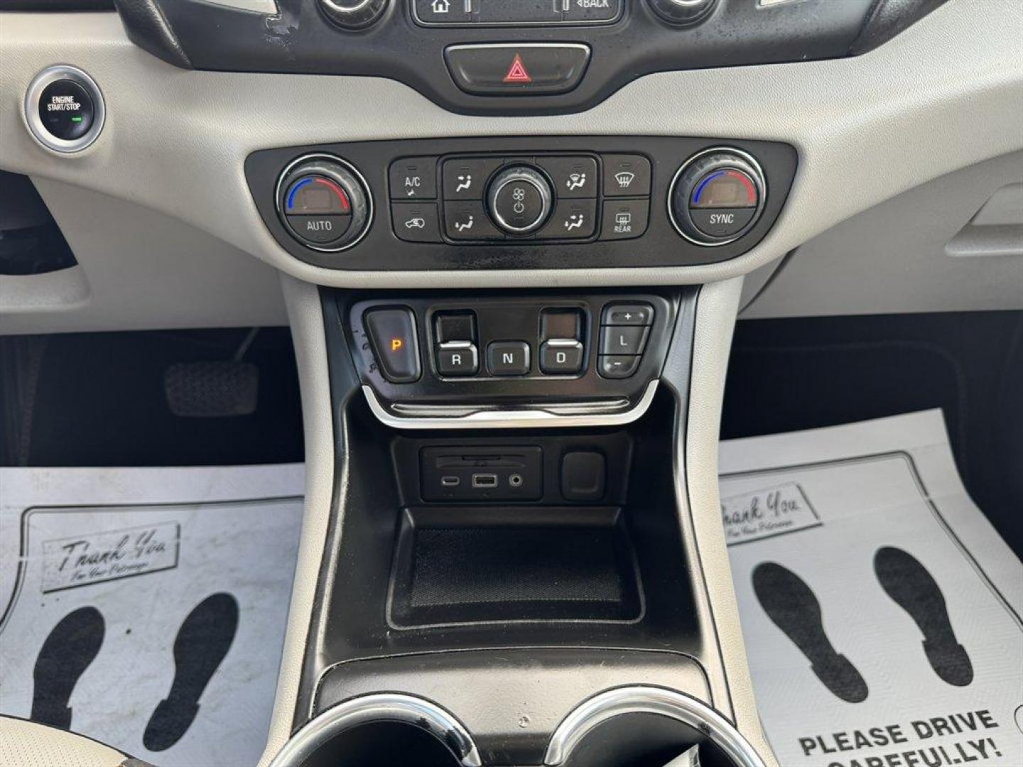 2020 White /Grey GMC Terrain (3GKALPEX0LL) with an 2.0l I-4 DI Dohc T/C 2.0l engine, Automatic transmission, located at 745 East Steele Rd., West Columbia, SC, 29170, (803) 755-9148, 33.927212, -81.148483 - Special Internet Price! 2020 GMC Terrain - Photo#16