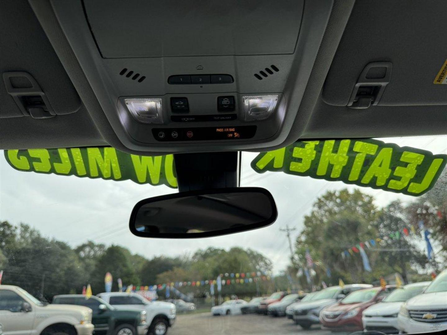 2020 White /Grey GMC Terrain (3GKALPEX0LL) with an 2.0l I-4 DI Dohc T/C 2.0l engine, Automatic transmission, located at 745 East Steele Rd., West Columbia, SC, 29170, (803) 755-9148, 33.927212, -81.148483 - Special Internet Price! 2020 GMC Terrain - Photo#18